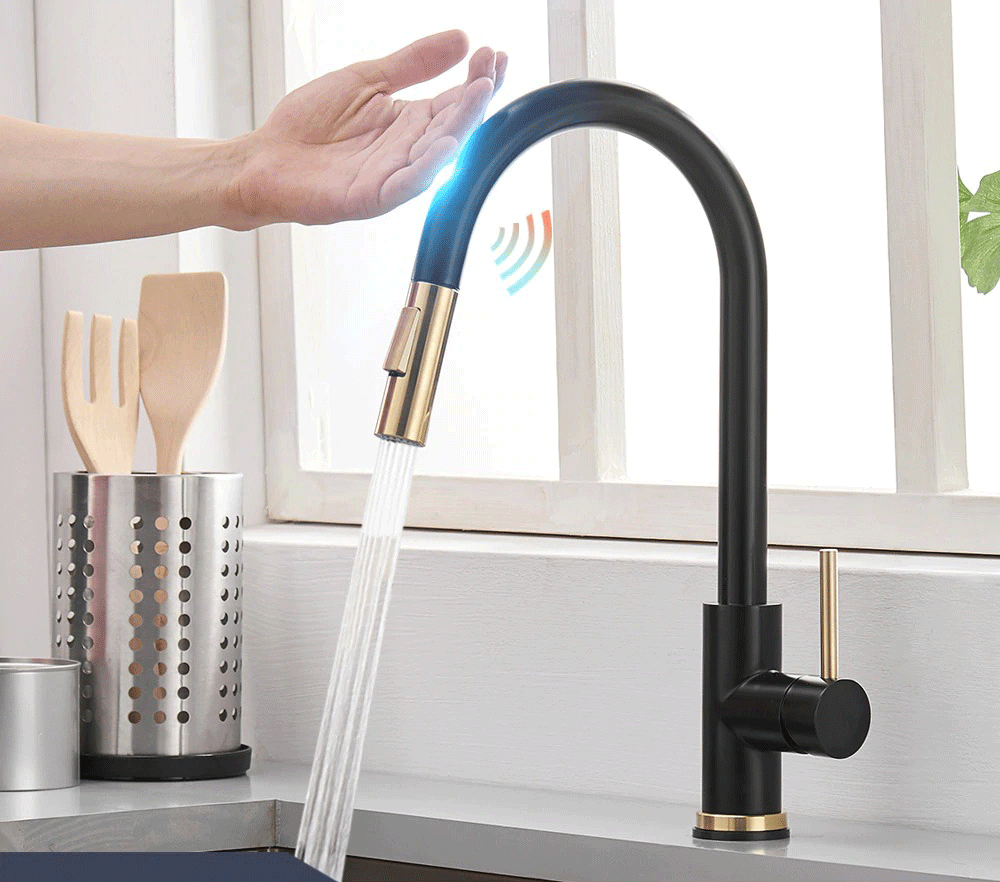 Touchless Kitchen Faucet With Sensor