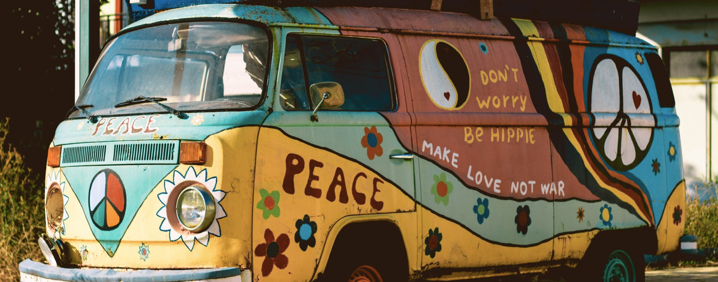 volkswagen hippie van