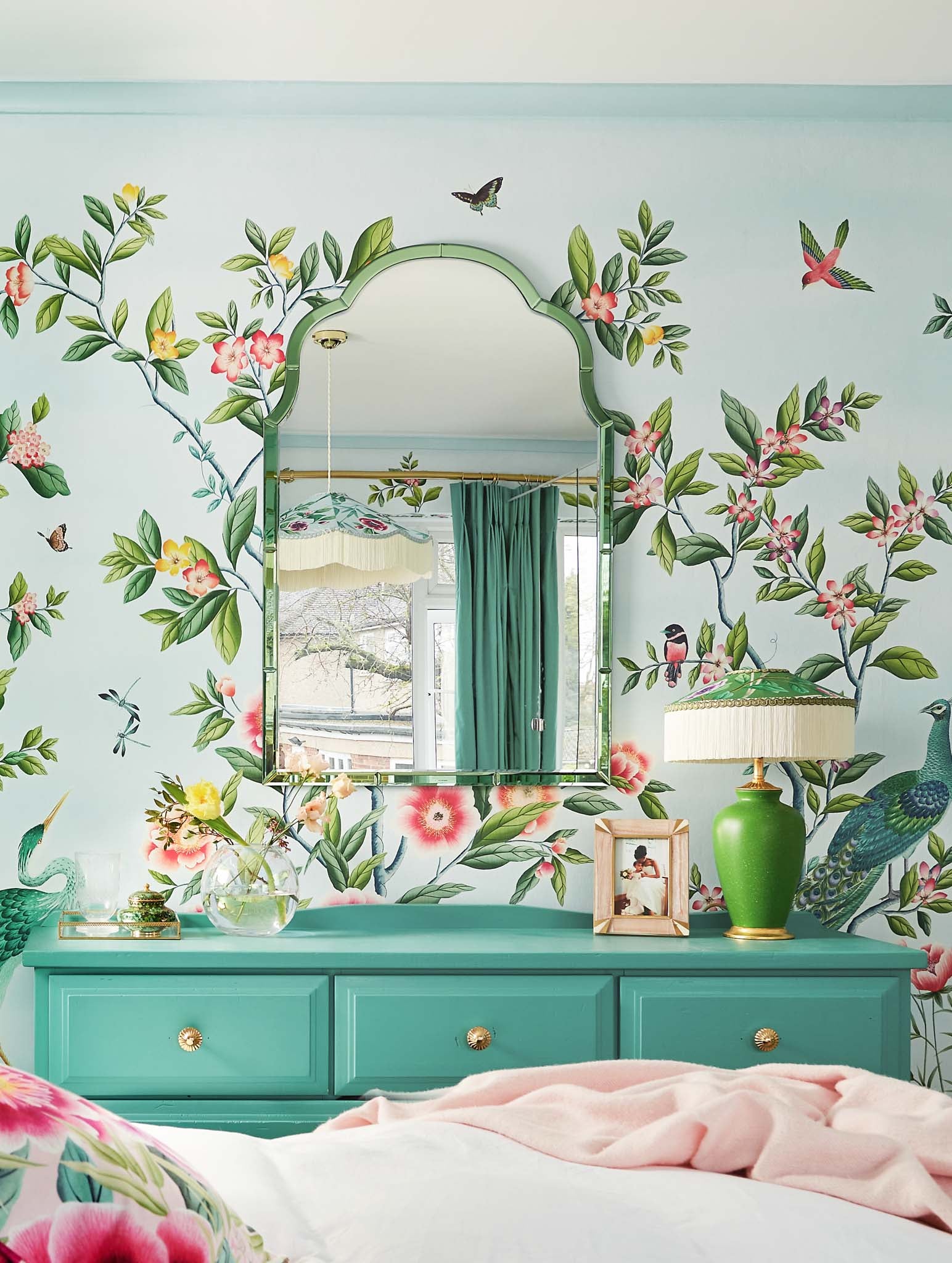 Florence chinese wallpaper mural in sky blue bedroom design