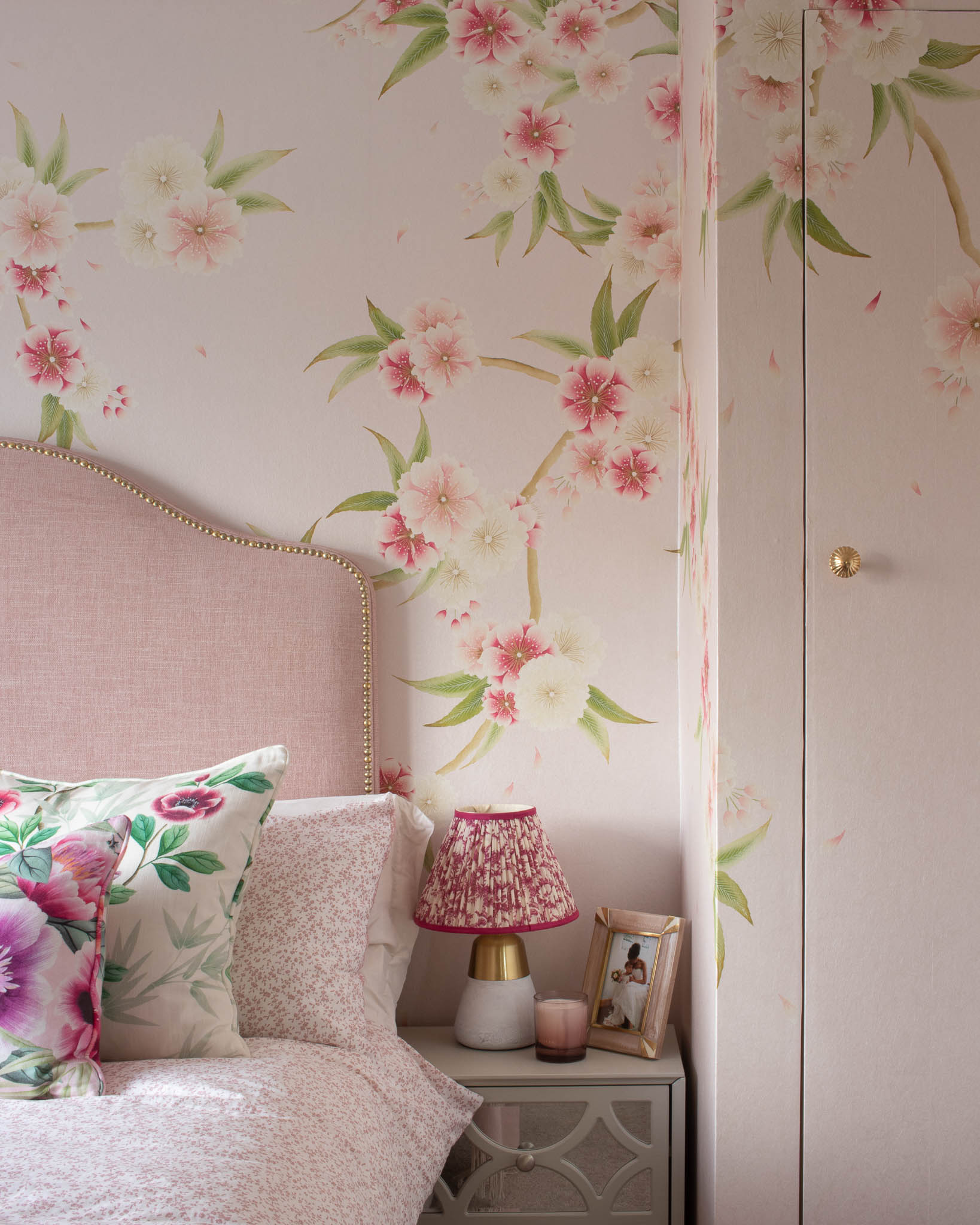 Up close photo of Diane Hill's 'Rosa' chinoiserie wallpaper mural in her daughter Rosie's bedroom