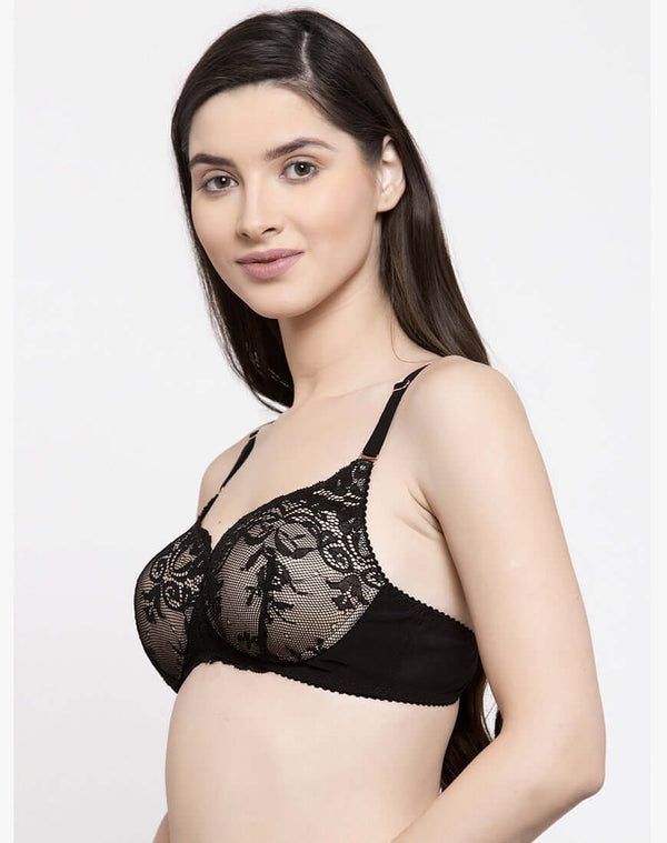 Padded Non-Wired Full Cup Multiway Bra In Navy - Lace in Rampur at best  price by Bahar & Beauty Garments - Justdial