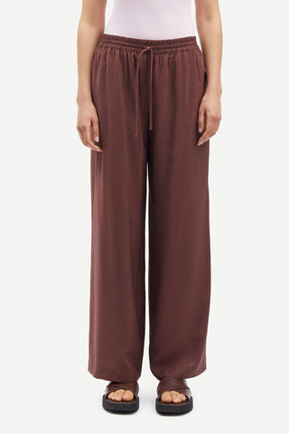 Outland Off White Dock Pants – Aida Shoreditch