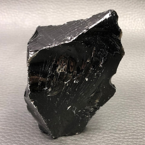 Obsidienne noire: bienfaits, vertus et signification – Rose La Lune