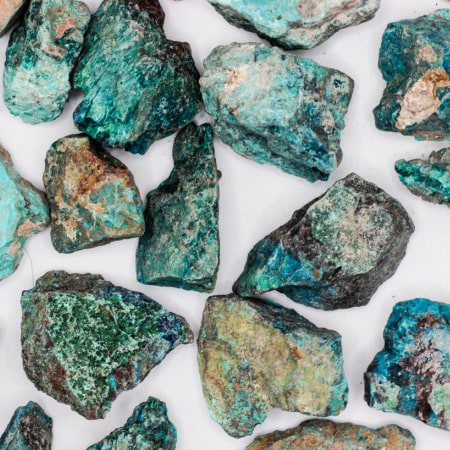 Lot de pierres brutes de chrysocolle