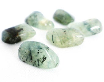 Pierres roulées de prehnite