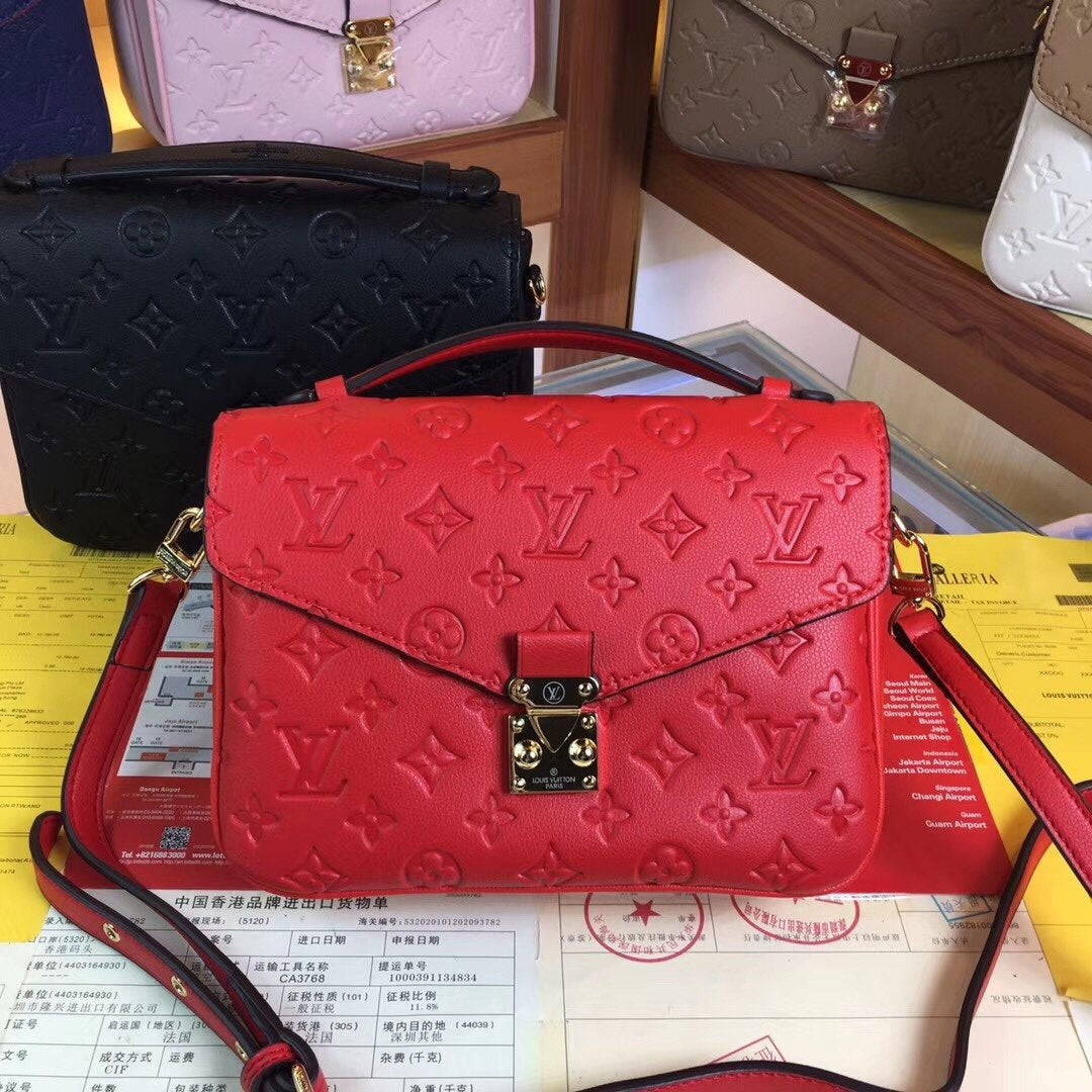 LV Louis Vuitton Tote Bags Women's Handbag Shopping Leather Crossbody-27