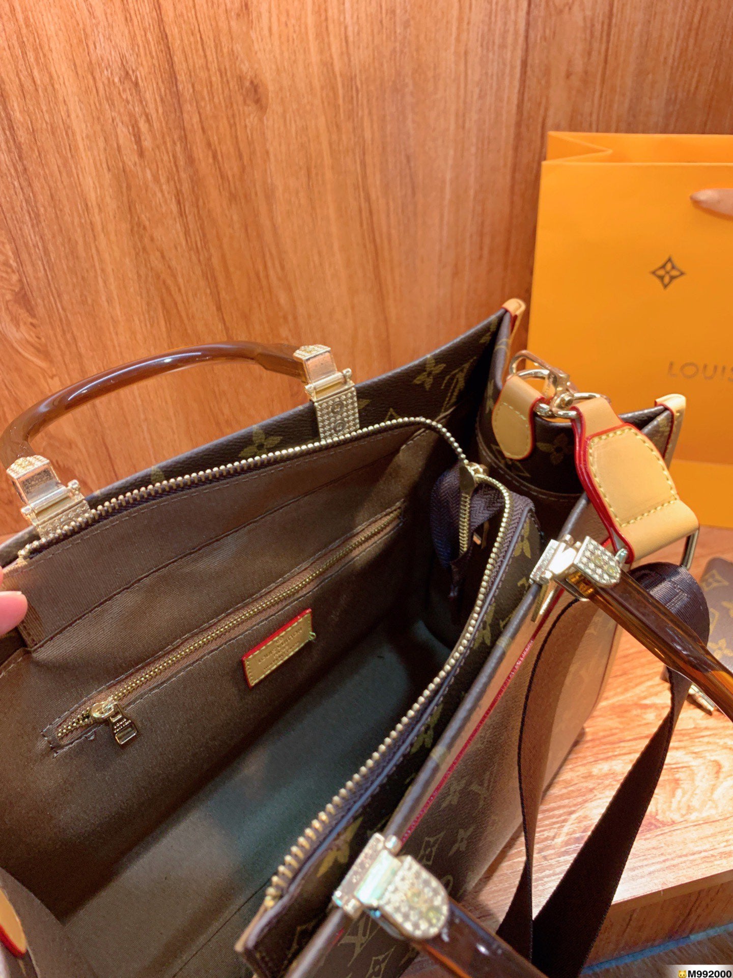LV Louis Vuitton Handbag Shopping Bag Three Piece Set