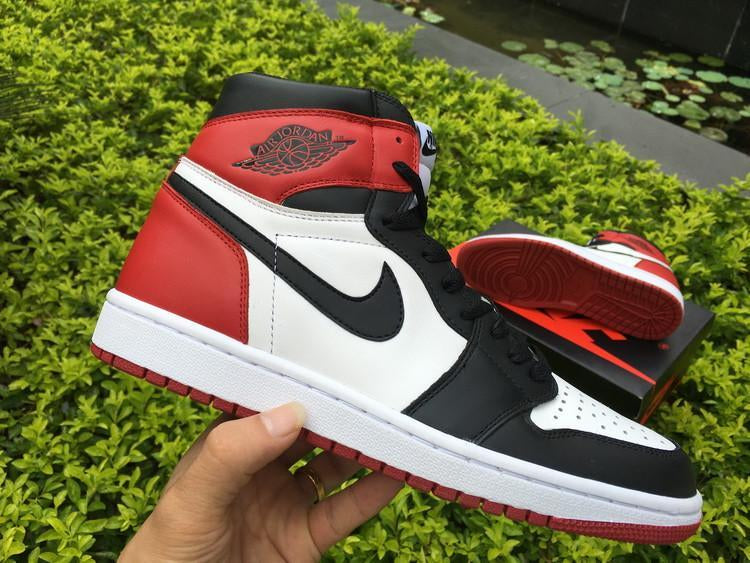 Air Jordan 1 OG 隆掳Black Toe Men Basketball Shoes from boostshopo