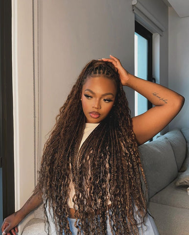 South African influencer, Kay Yarms in goddess braids. Image: https://www.instagram.com/kay.yarms/