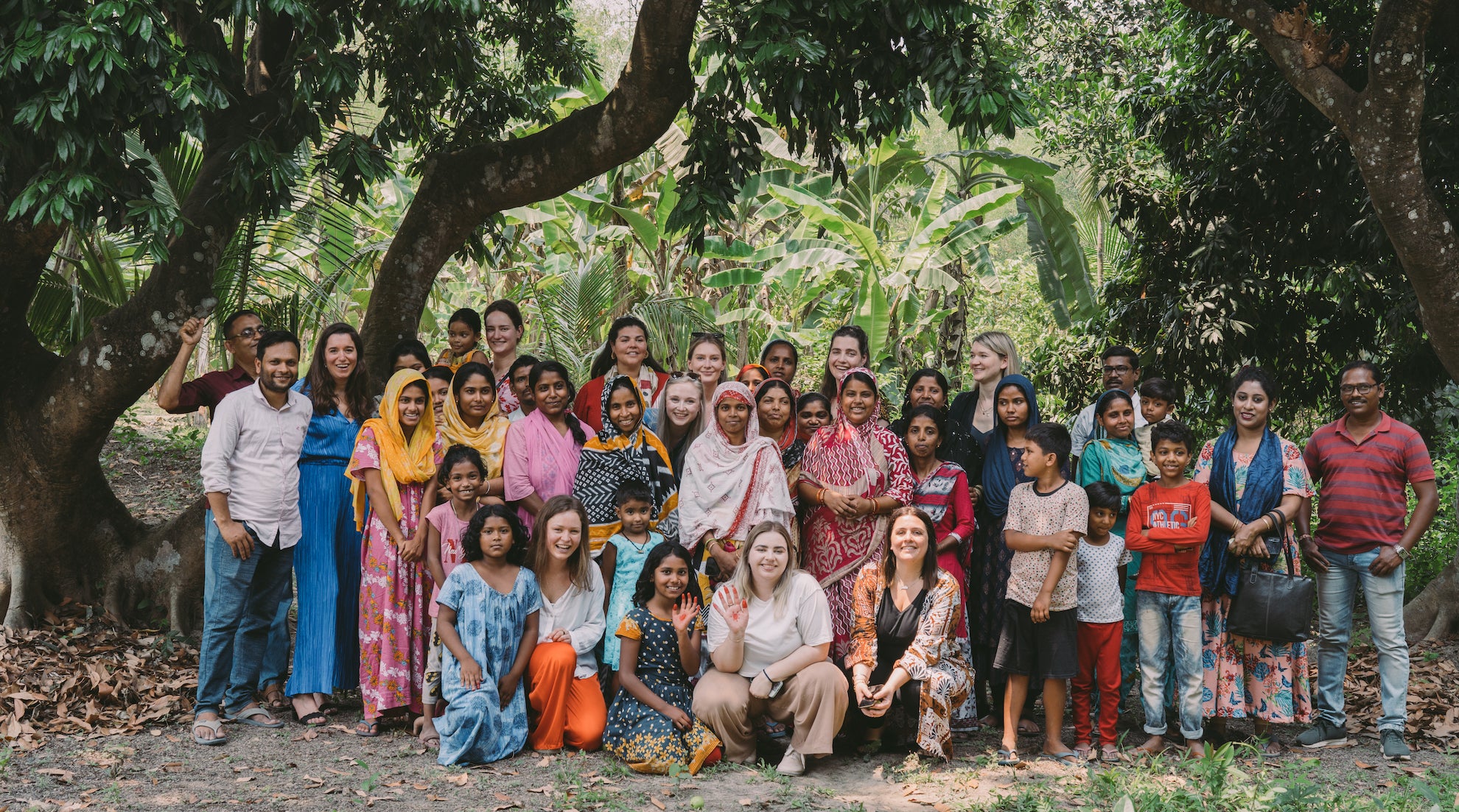 Employees of O My Bag in India with community from Kolkata