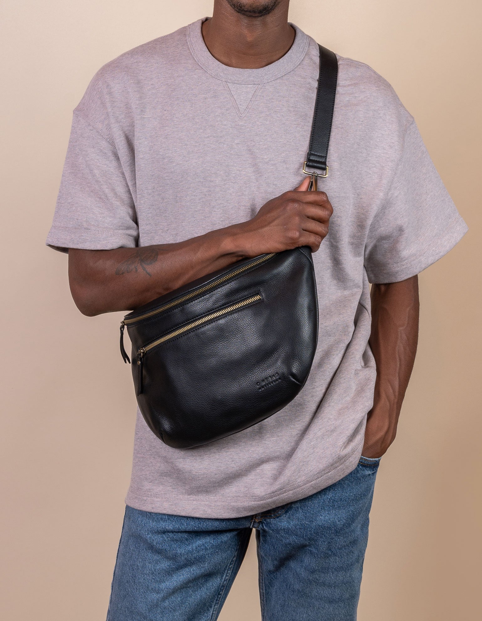 Beck's Bum Bag - Black Stromboli Leather