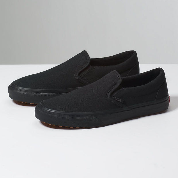 classic slip on black vans