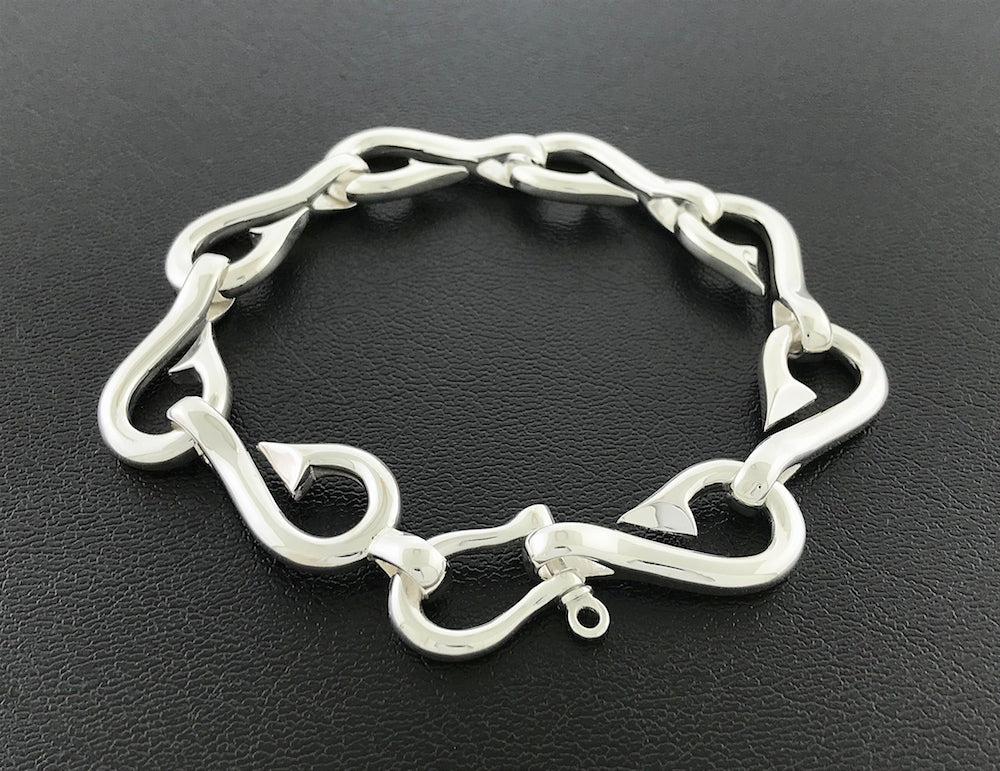 Loop Hook Bracelet Black Basalt / Gold Vermeil / L