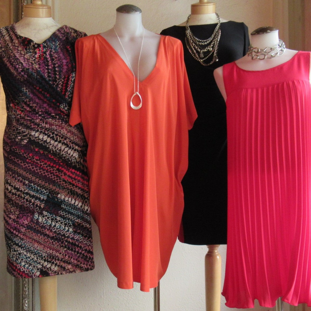 Dresses – Clotheshorse Consignment Boutique