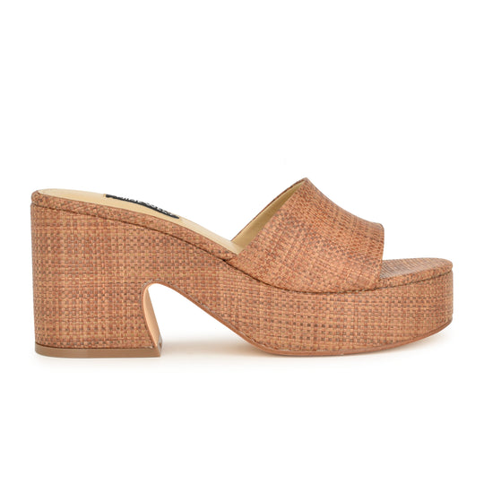 나인웨스트 NINEWEST Boone Platform Slide Sandals,Brown Raffia