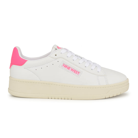 나인웨스트 NINEWEST Dunnit Laceup Sneakers,White