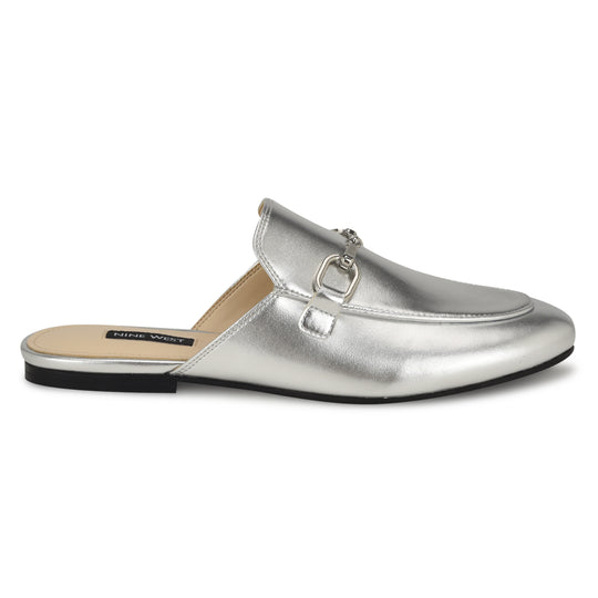 나인웨스트 NINEWEST Bhalya Loafer Mules,Silver