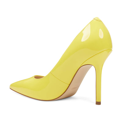 nine west yellow pumps