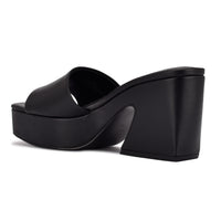 Oklee Platform Slide Sandals - Nine West