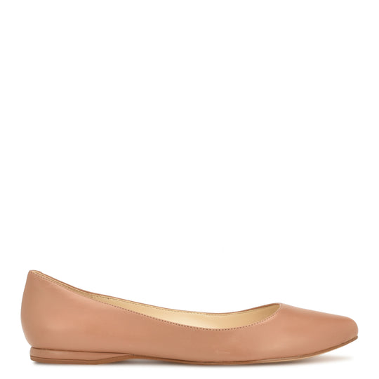 나인웨스트 NINEWEST Speakup Almond Toe Flats,Light Tan Leather