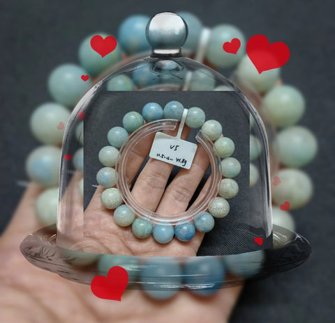 鐵天藍石(多鐵天藍石) 水晶手鏈可以幫助您與更高的自我和精神指導聯繫起來，促進內心的平靜和自我發現