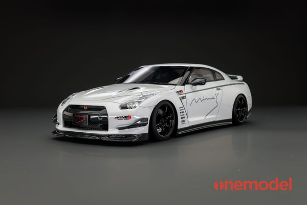 TopSpeed Models 1:18 Nissan Silvia (S15) LBWK Super Silhouette 