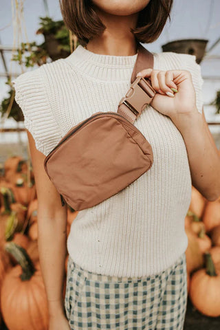 brown chic fanny pack. www.loveoliveco.com