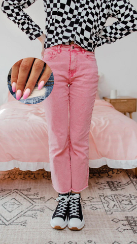 pink denim and pink ombre nails to wear this valentine's day. www.loveoliveco.com