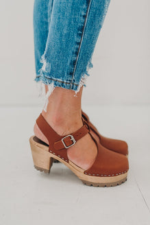 fashion clogs 219