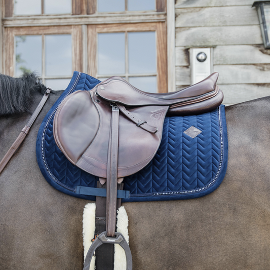 Velvet PEARLS Jumping Saddle Pad | Soft Rose – LouRi & Co.