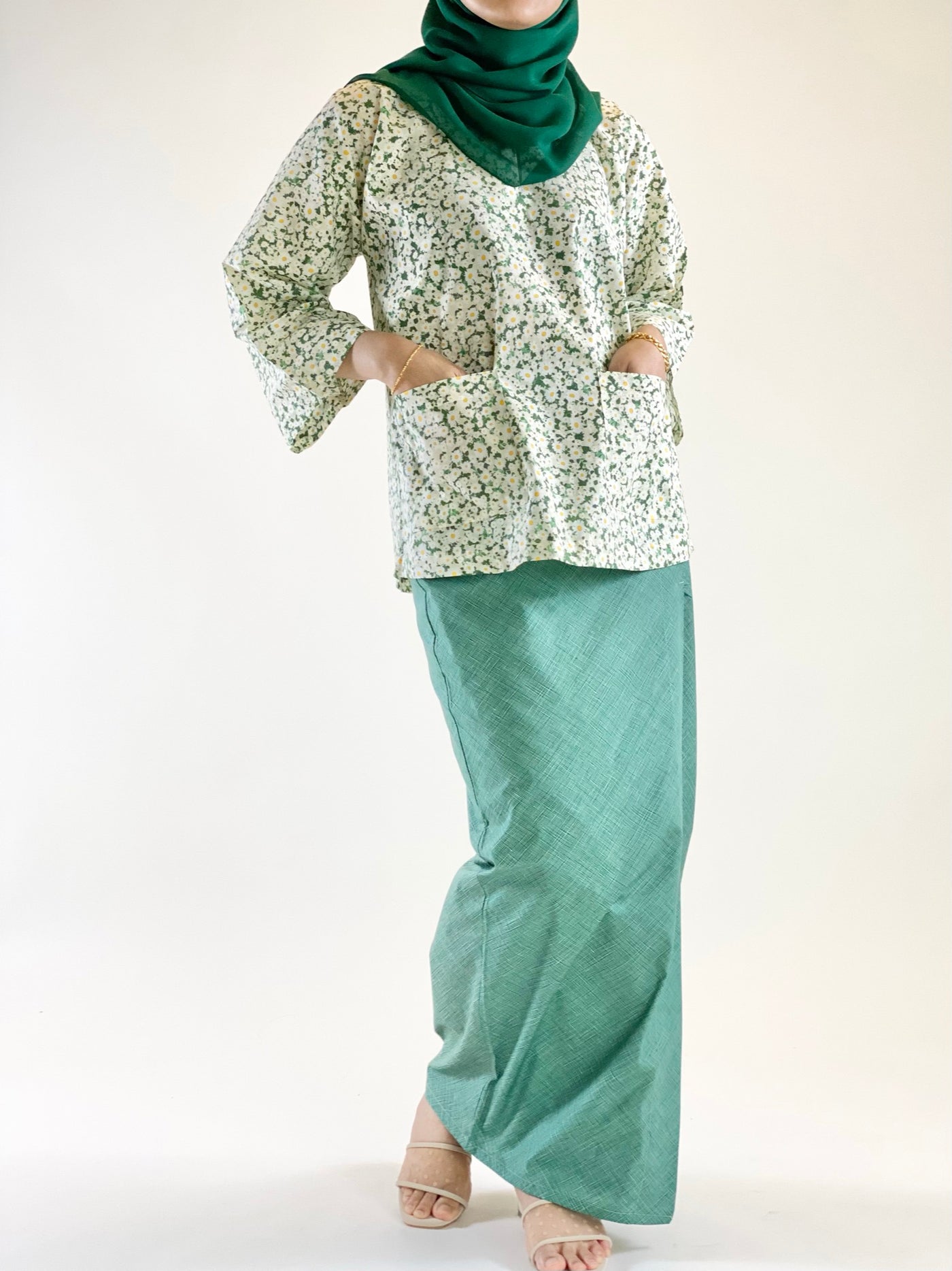 Kurung tradisional baju kedah Design Sulam