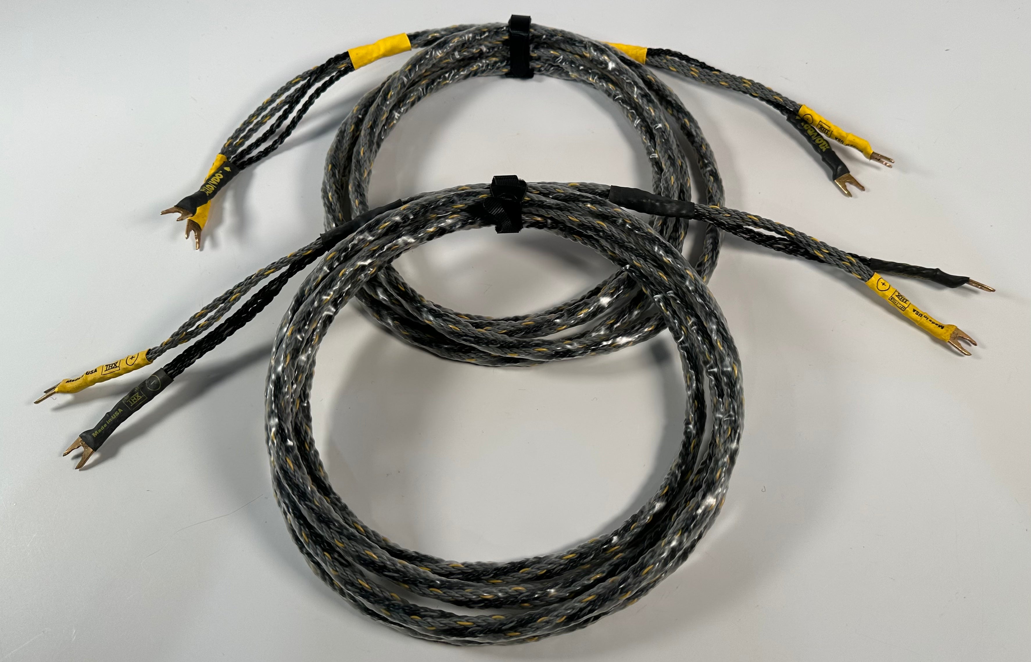XLO/VDO Speaker Cables ER-11 Black/Gray/Yellow Jacket 10' Pair Spade To Spade