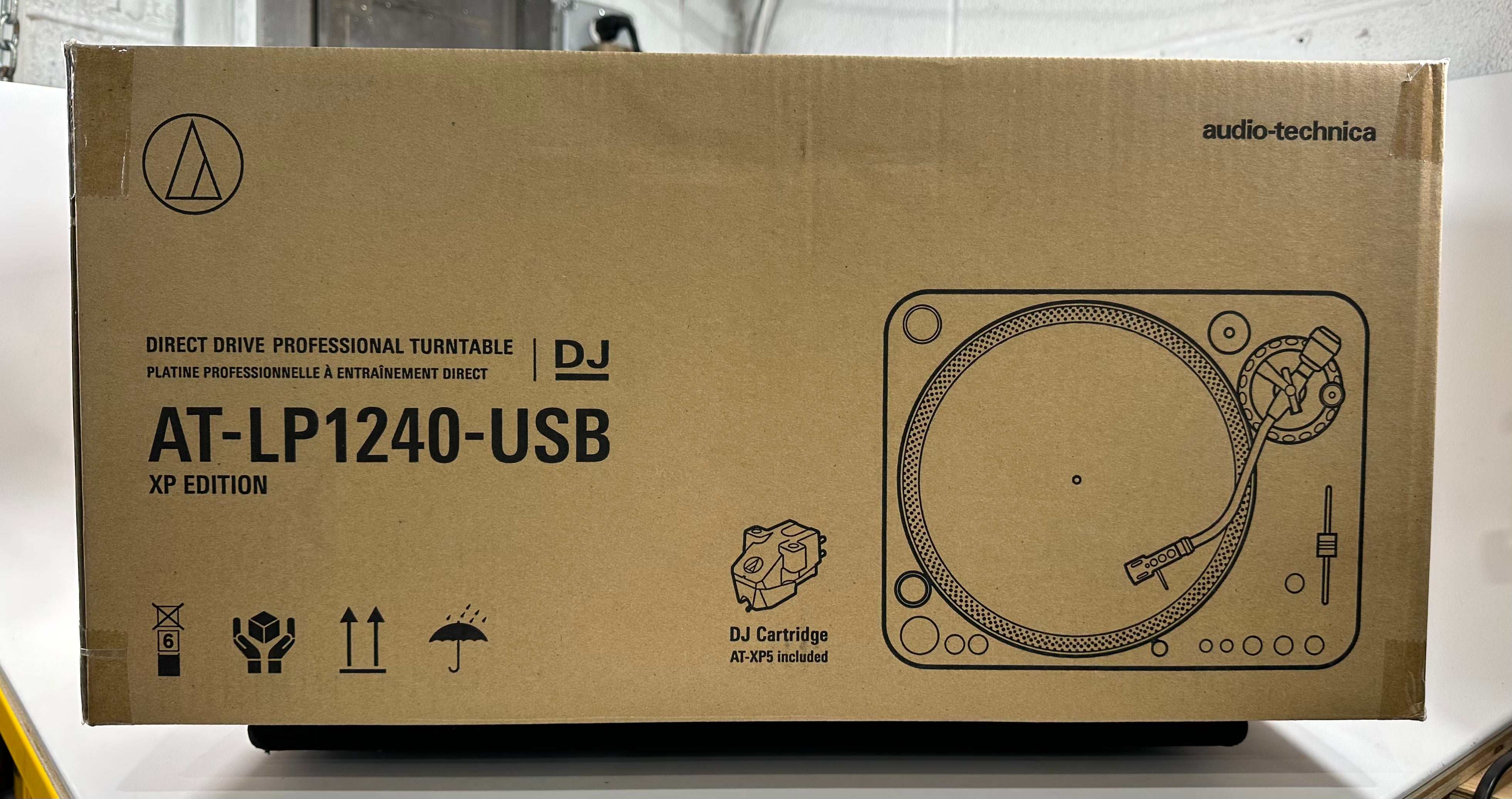 Audio Technica AT-LP1240-USB XP Edition DJ Turntable w/AT-XP5 Cartridge