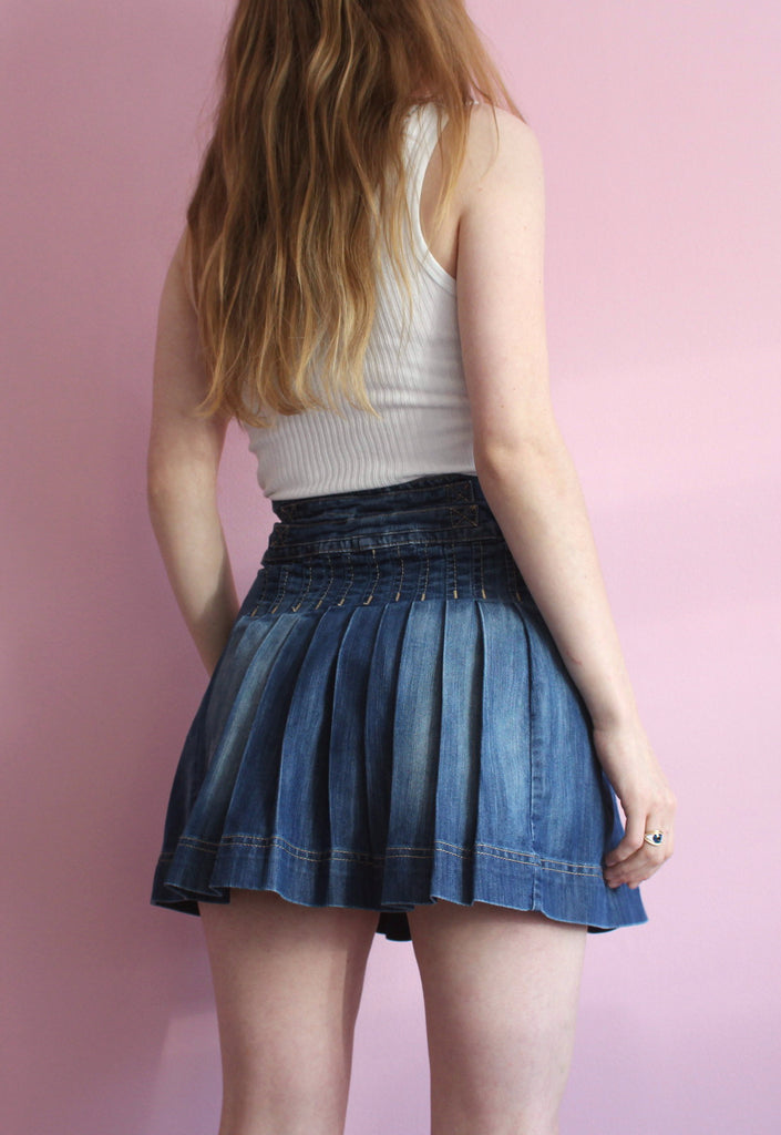 pleated denim skirt