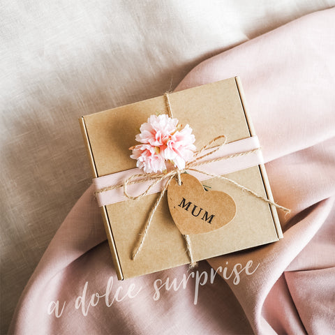 Mother's Day Carnation Gift Packaging