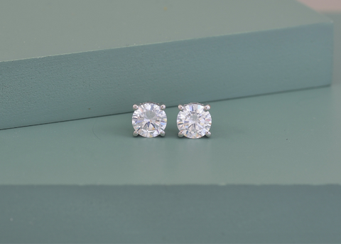 Diamond look Solitaire studs or earrings for women