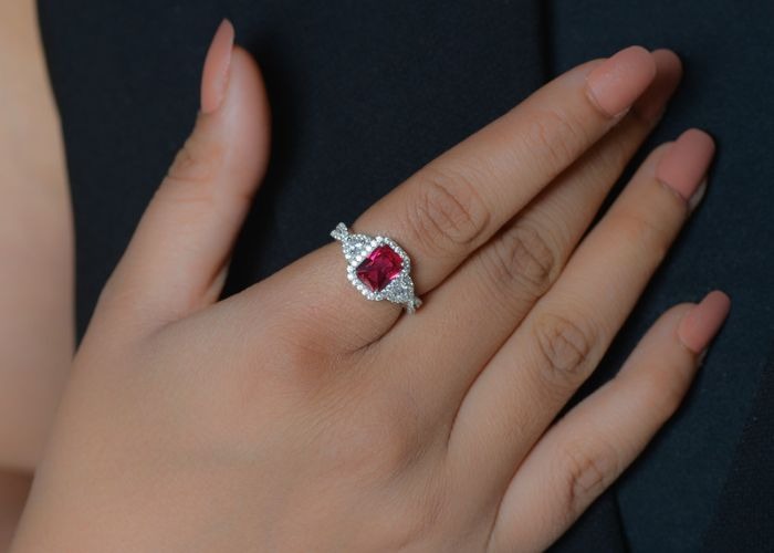 Pure silver rings for women in ruby stone