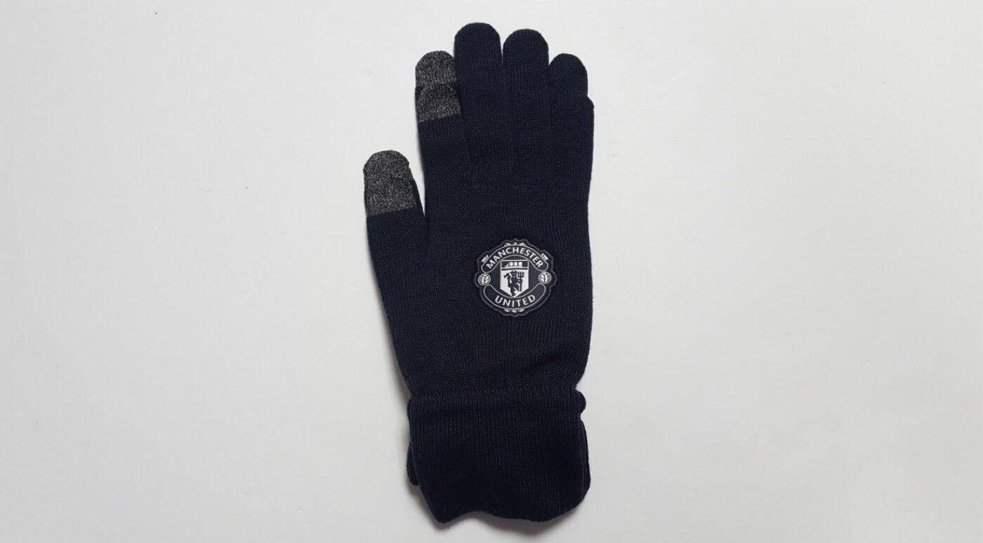 manchester united gloves adidas