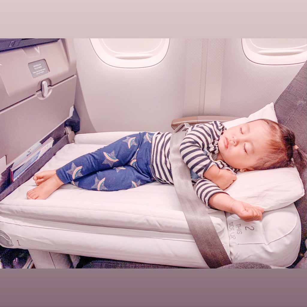KIDS BED: Parents this airline approved travel for children! - Flyaway