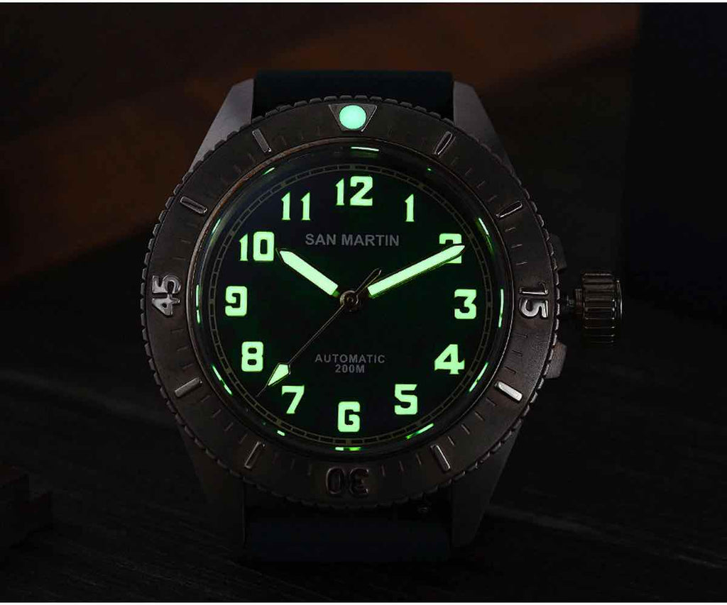 16. SN040-Q Combat Submariner Steel Automatic mechanical Swiss movement black, blue, green  dial