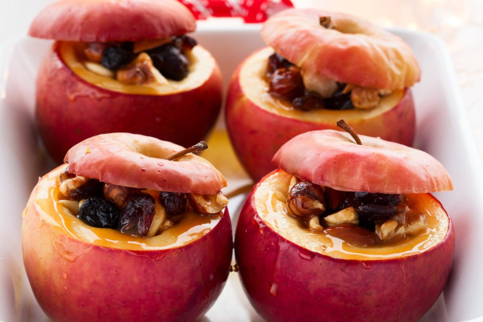 Печеные яблоки на Фуршет. Печёные яблоки в духовке польза для организма. Польза запеченных яблок в духовке для организма. Запеченные я духовке яблоки польза.