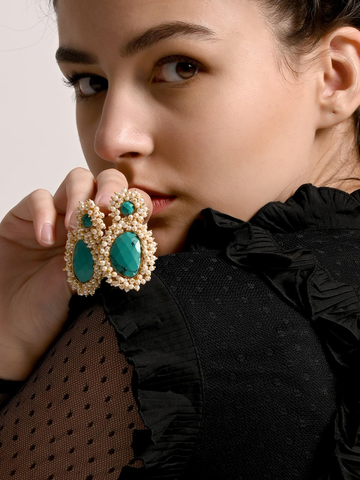 contemporary-emerald-green-dangler