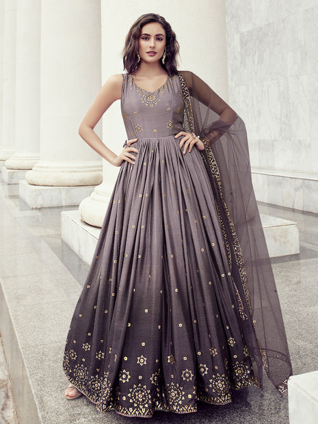 Party Wear Dresses Designer Ideas 2023 | Party wear dresses, Pakistani bridal  dresses, Designer dresses