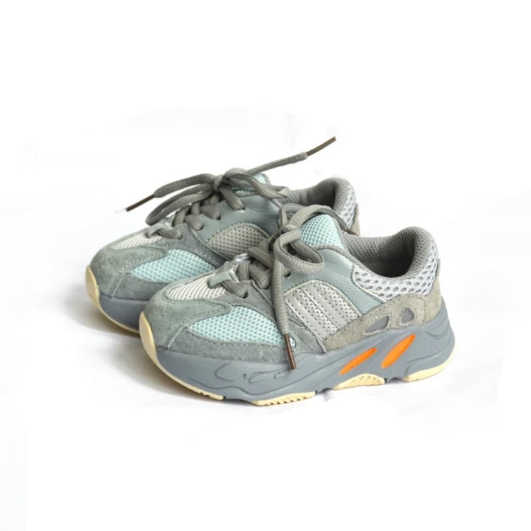 Unisex Kids Yeezy Boost 700 Inertia 