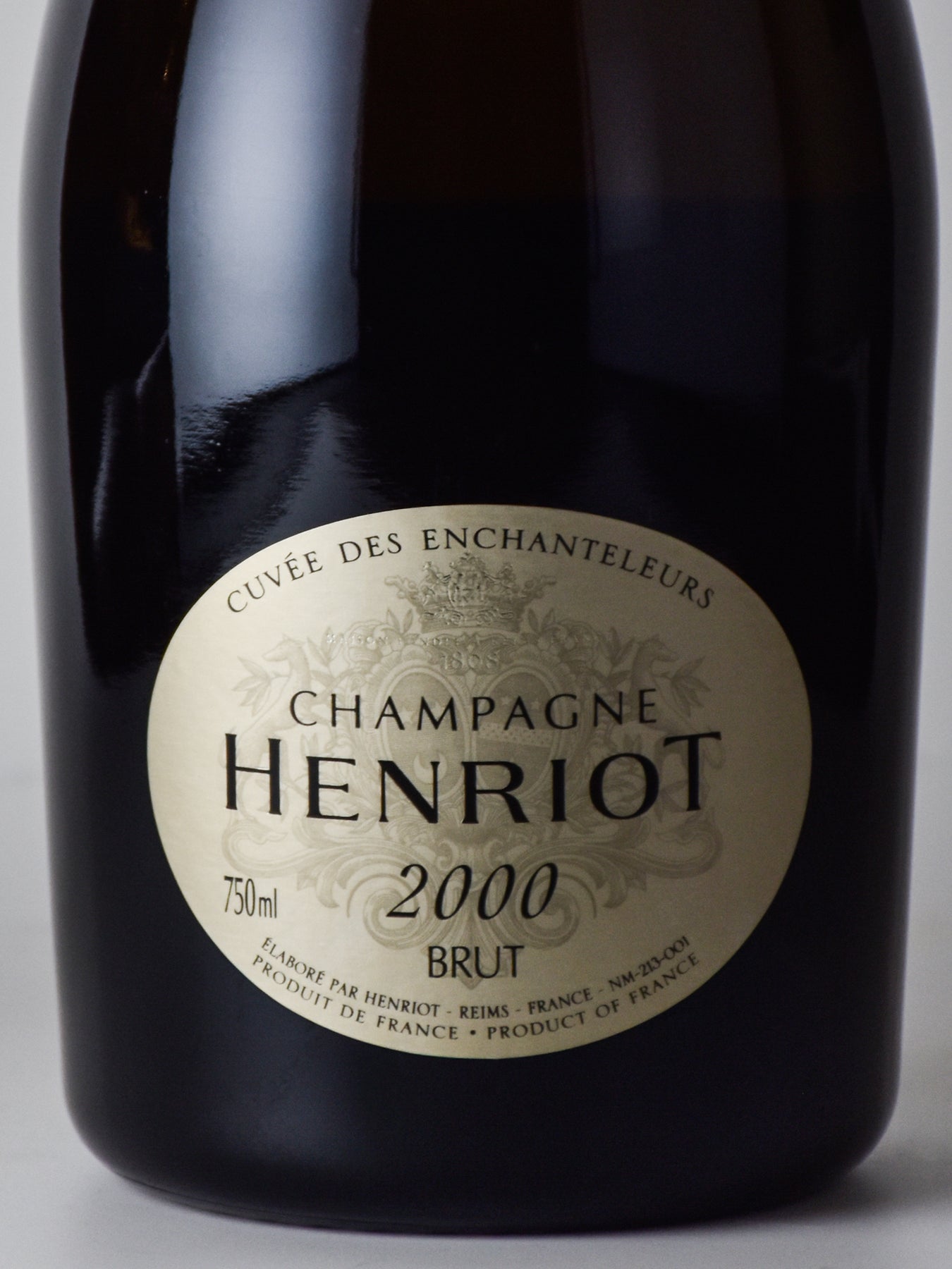 HENRIOT シャンパン アンリオ・アンシャンテルール 2000 - ワイン