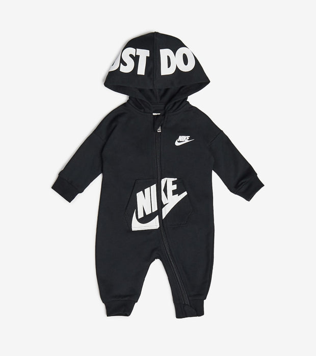 nike newborn baby