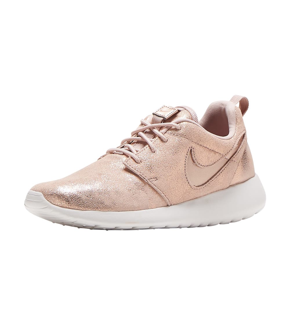 womens nike roshe one premium