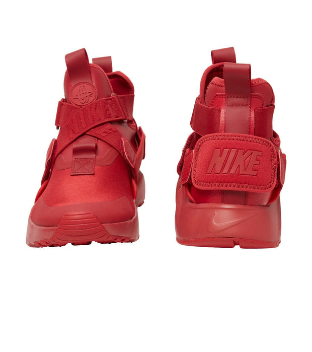 red huaraches junior