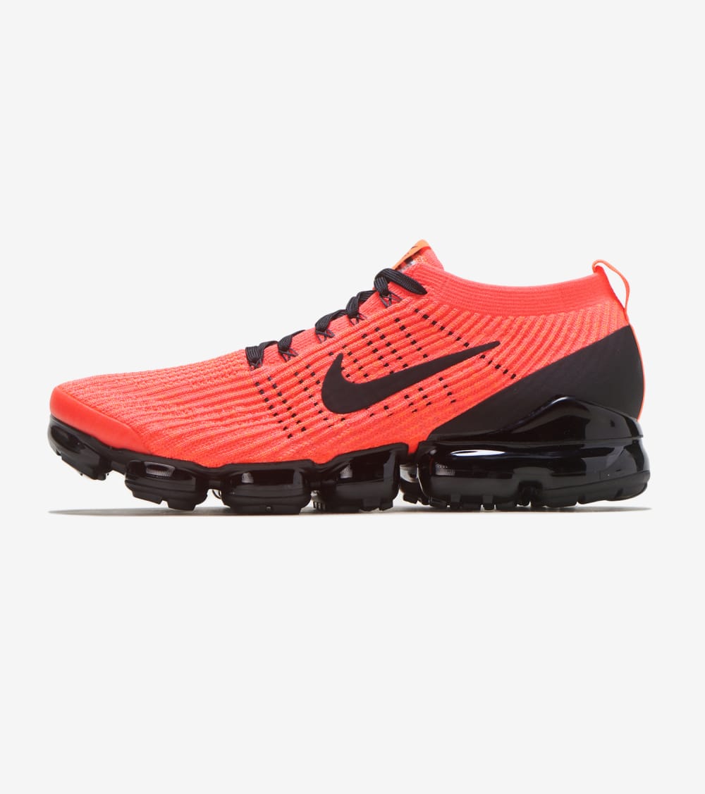 black and red vapormax flyknit 3