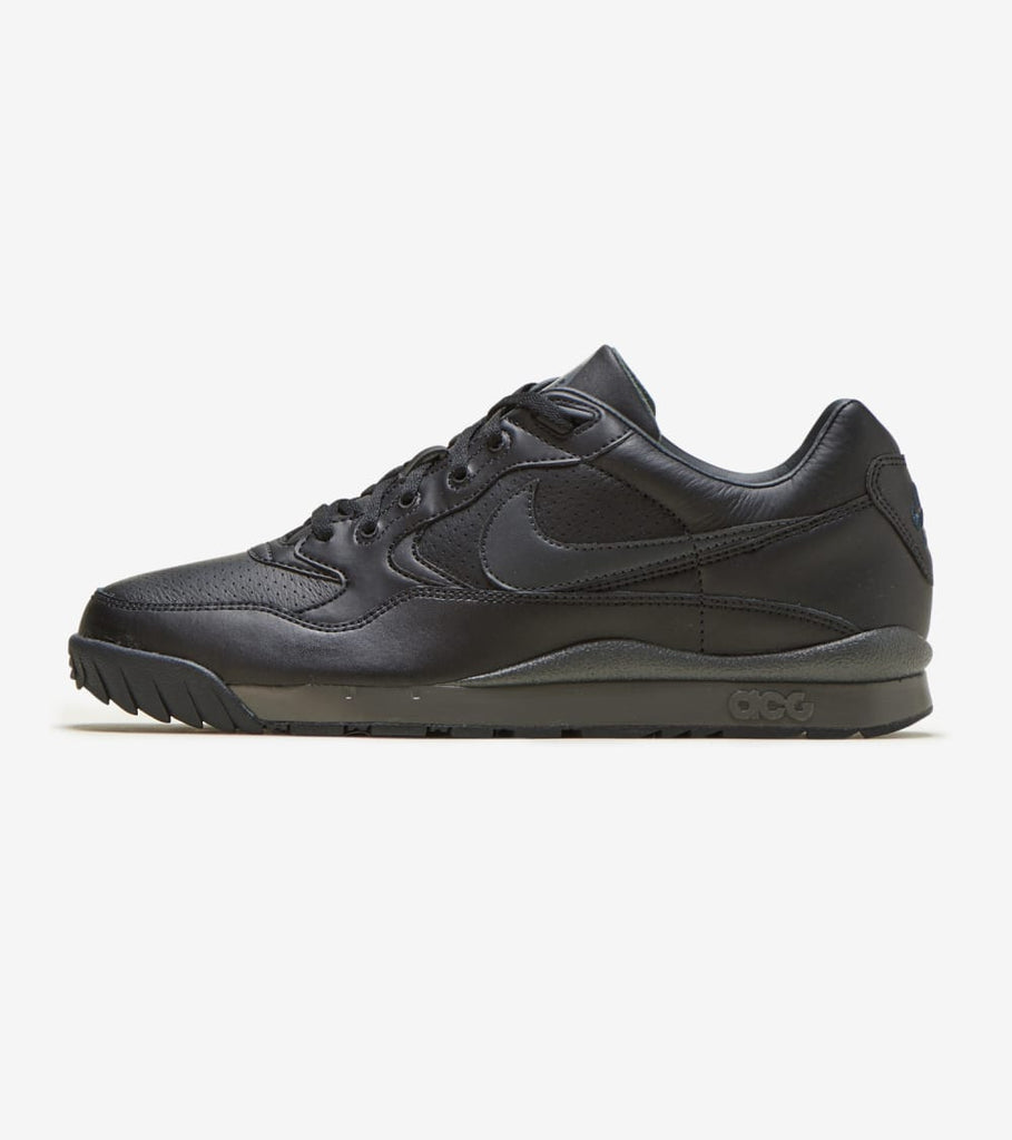 nike wildwood acg black